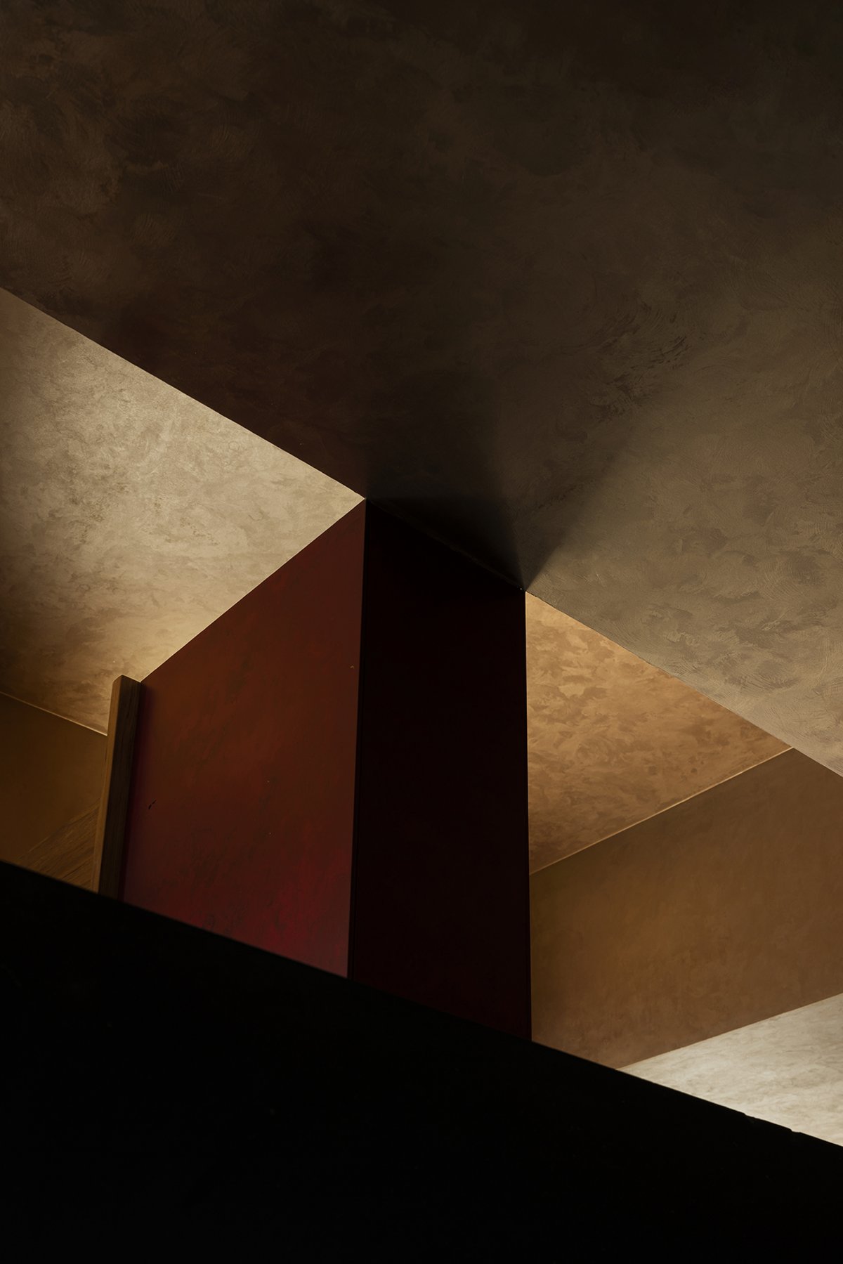 YinjiSpace JG Phoenix x Late Night Kitchen